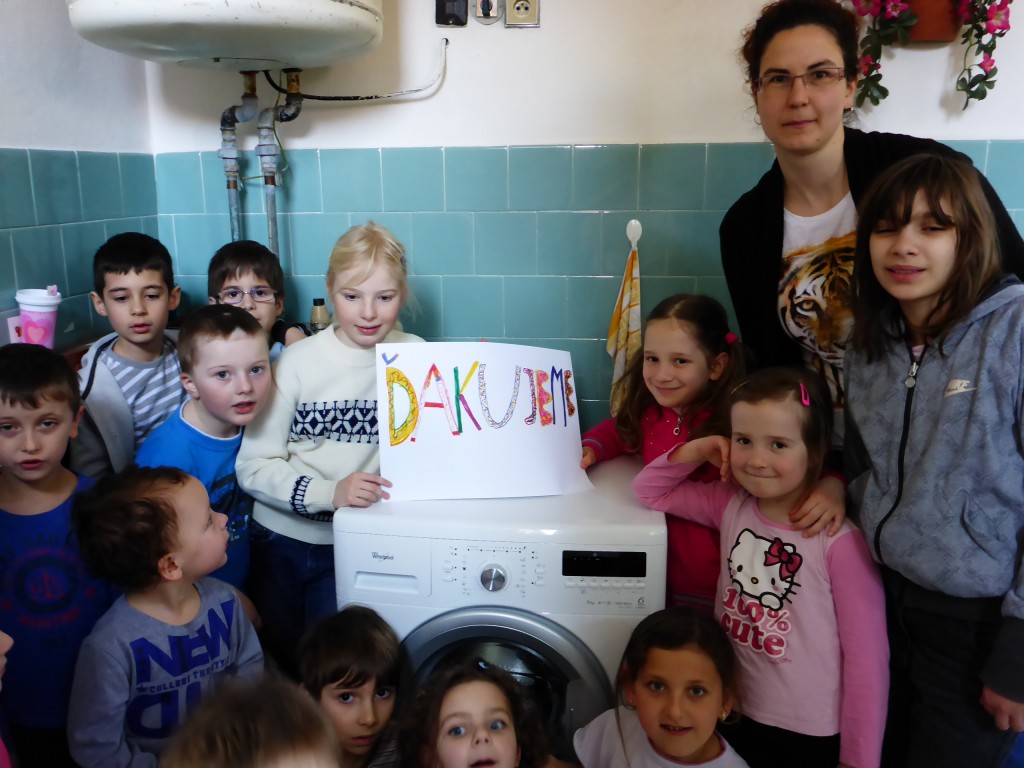 Nová práčka v škole v Podkoniciach